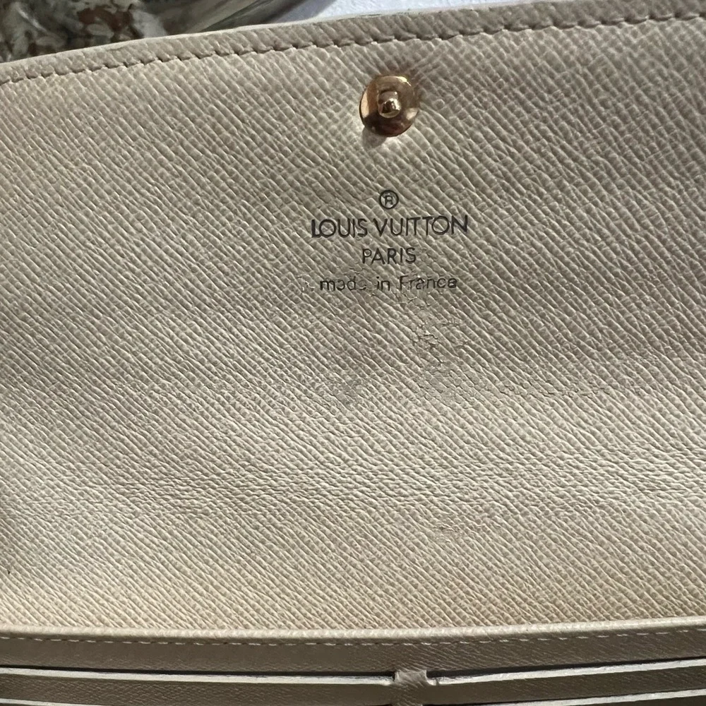 Louis Vuitton Damier Azur Sara Long Wallet - Picture 11 of 17